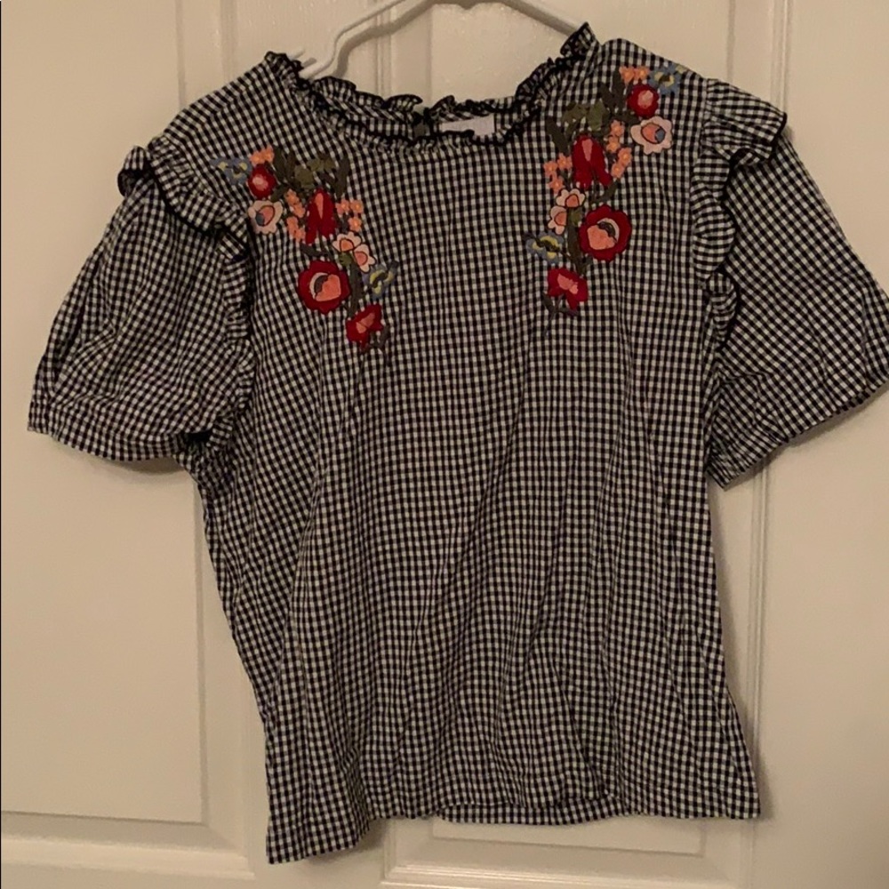 Abound gingham embroidered blouse